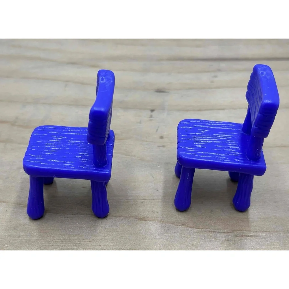 Disney Miniature Purple Dollhouse Sized Winnie The Pooh‎ Chair